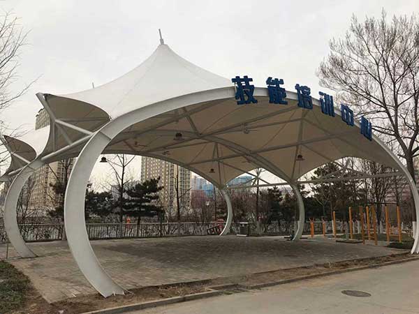 休閑場所膜結(jié)構