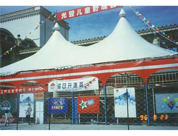 濟(jì)南PTFE膜結(jié)構(gòu)安裝服務(wù)：省會(huì)城市企業(yè)的技術(shù)實(shí)力展示
